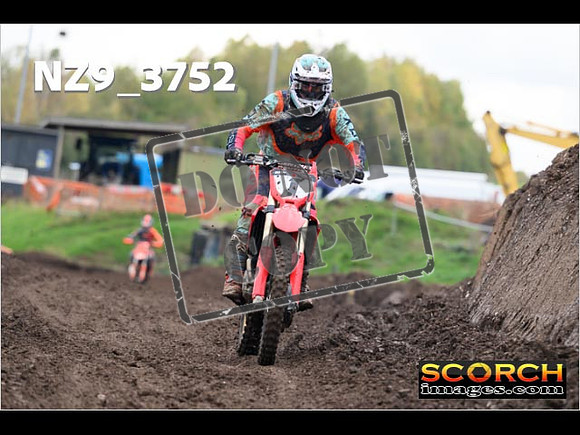 Inters-524
