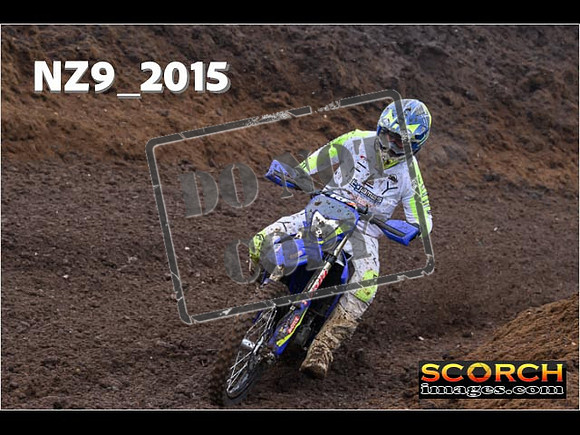 Experts-076
