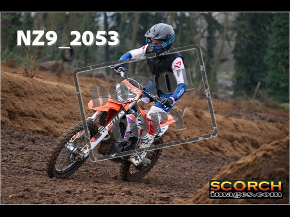 Experts-114