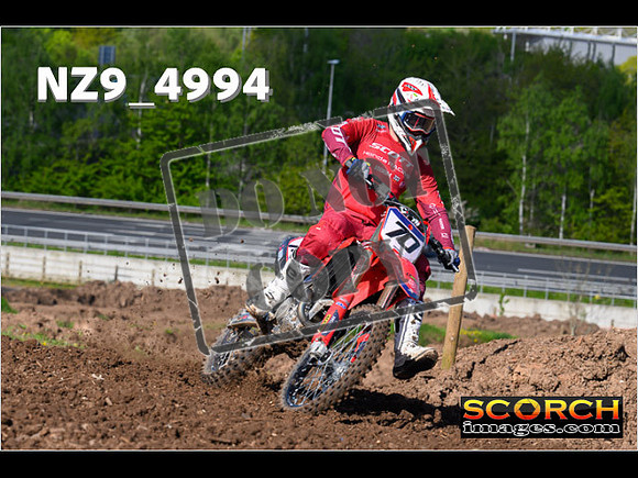 Thur 18Apr-033