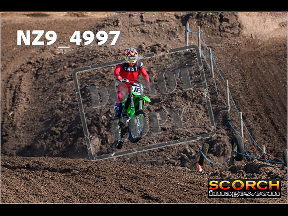 Thur 18Apr-035