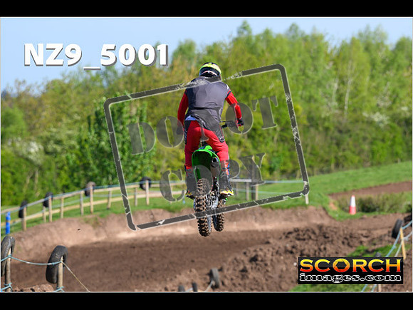 Thur 18Apr-039