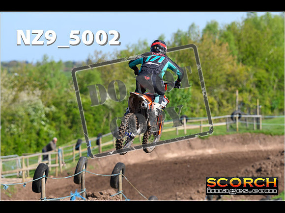 Thur 18Apr-040