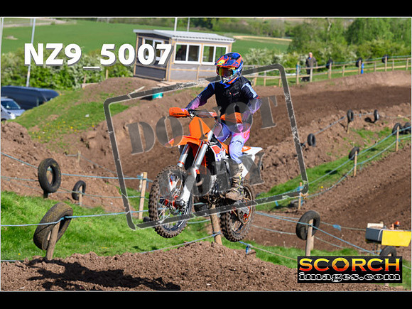 Thur 18Apr-045