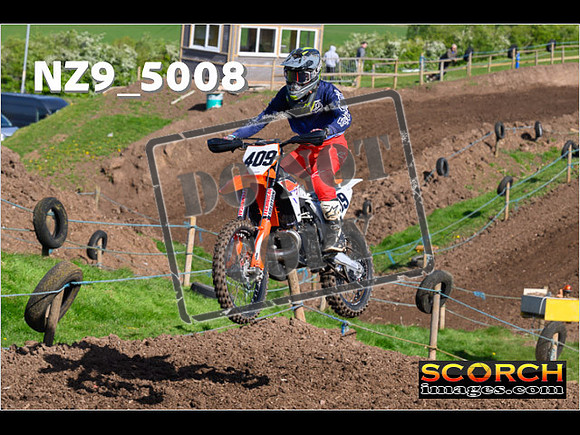 Thur 18Apr-046