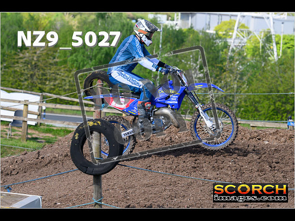 Thur 18Apr-064