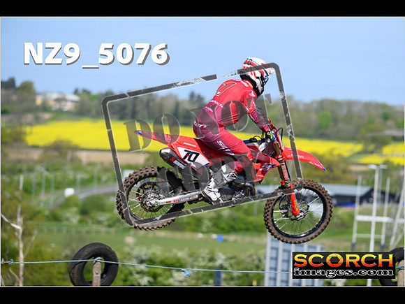 Thur 18Apr-112