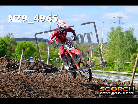 Thur 18Apr-005