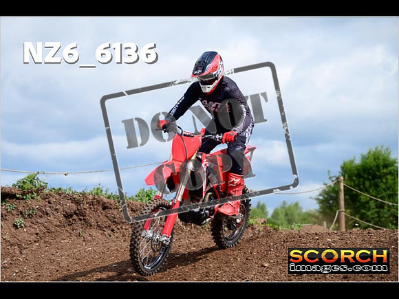 Inters-068