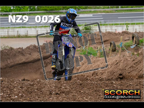 Thur25Apr-149