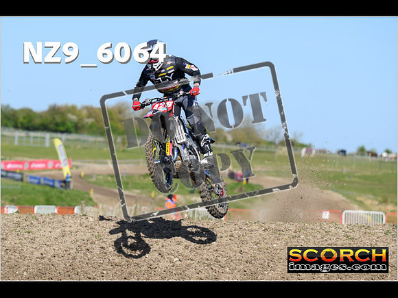 MX1-022
