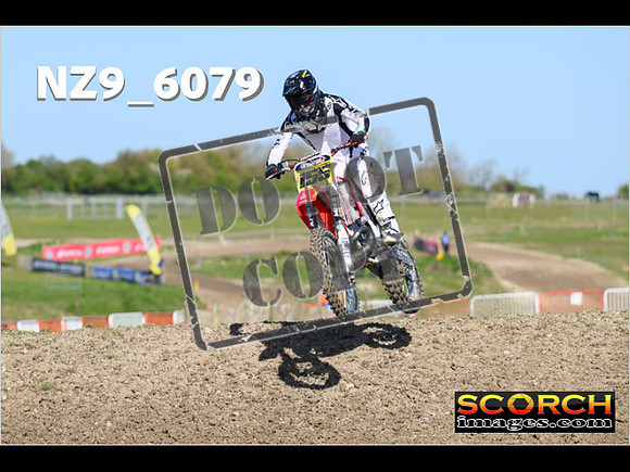 MX1-037
