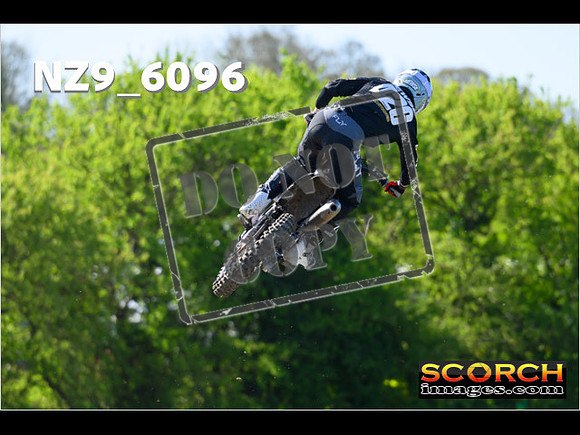 MX1-049