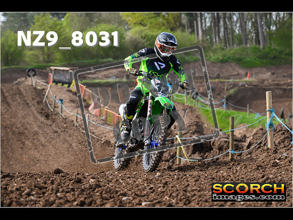 Experts-070