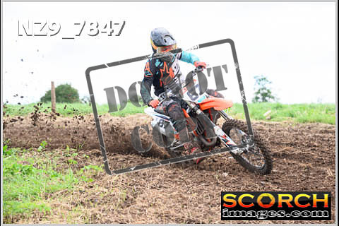 Apex 19-Jul-2023-076