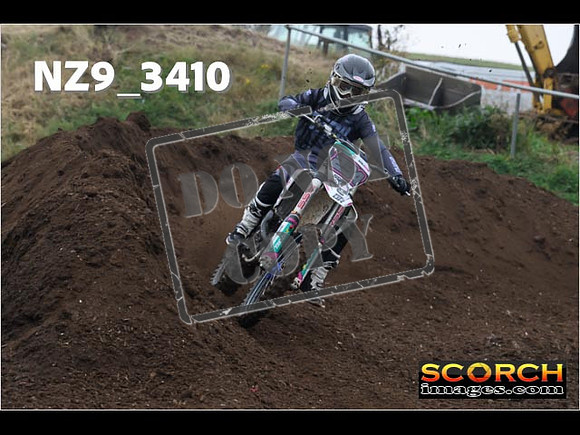 Experts-069