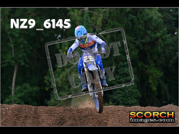 Thur14Aug-008