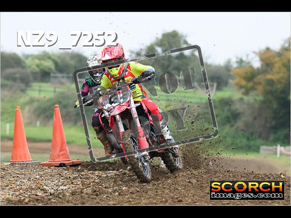 85's-059