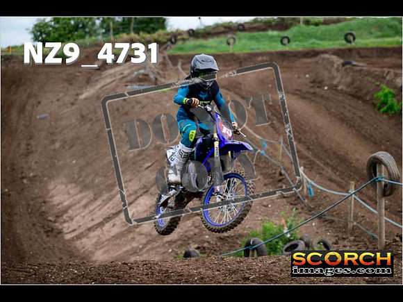 Youth-094