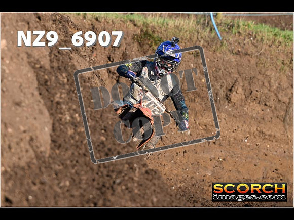 Experts-110