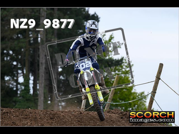Thur25Apr-016