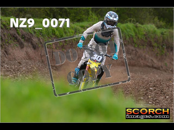 Thur25Apr-190