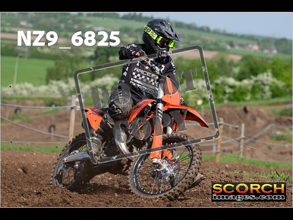 Thur01May-114