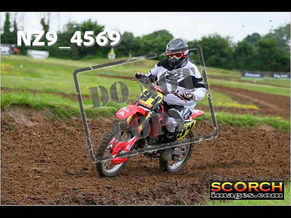 Experts-285