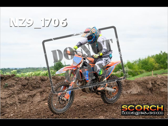Thur08May-027