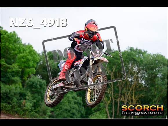 Experts-112