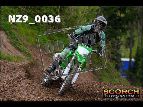 Thur25Apr-158