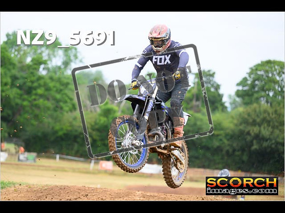 Experts-091