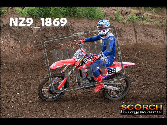 Experts-089