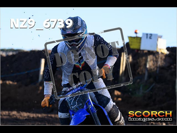 Experts-092