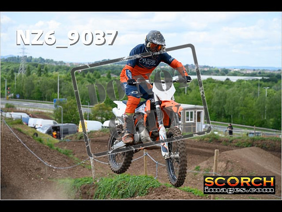 Experts-102