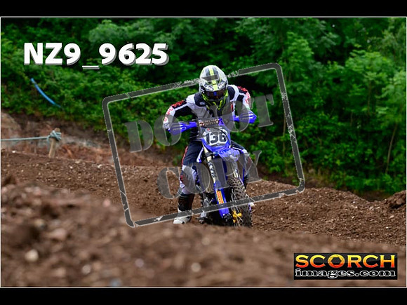 Inters-074