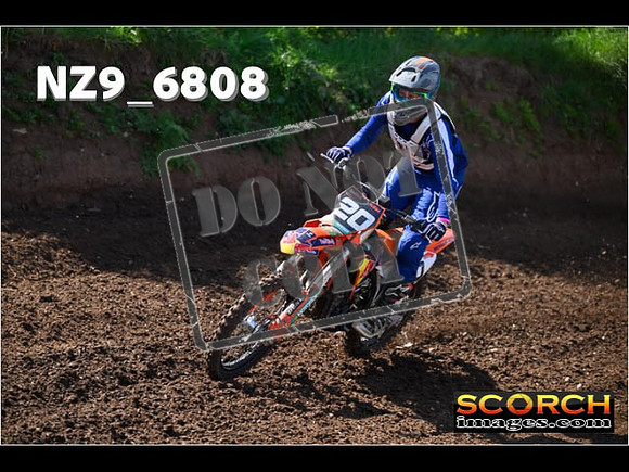 Thur01May-097
