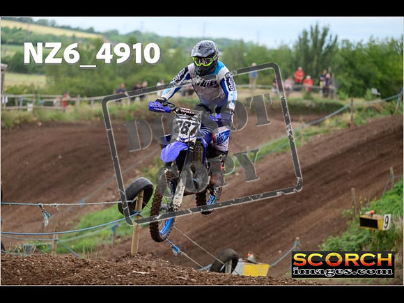 Experts-105