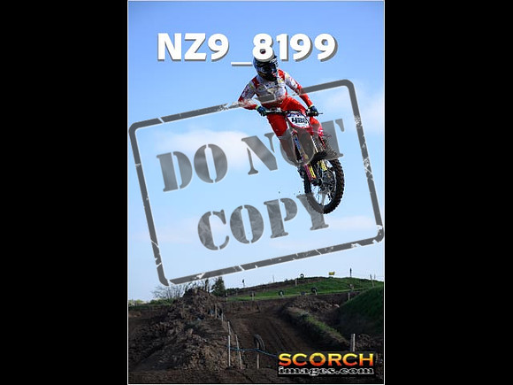 Thur10Apr-005