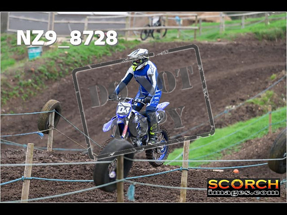 Thur31Oct-074