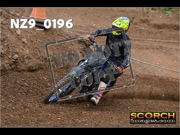 Thur25Apr-303