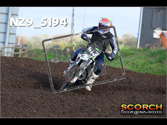 Experts-059