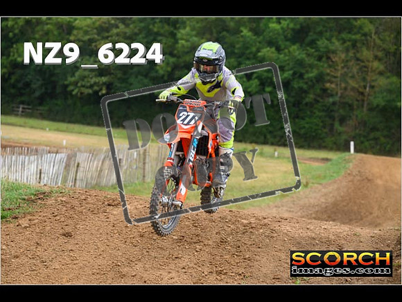 85's-099