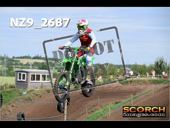 IntersGreenOrange-087