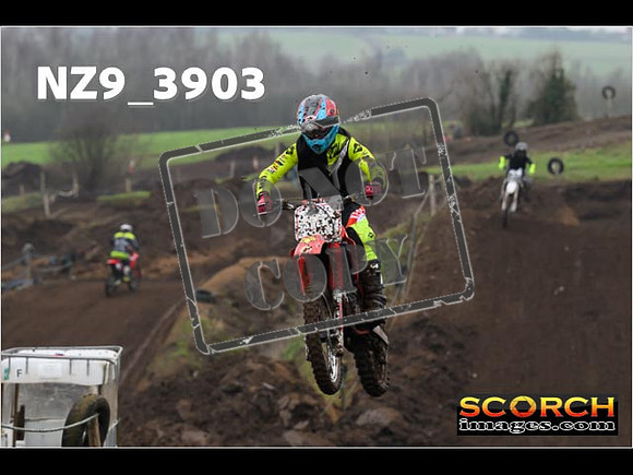 Experts-097