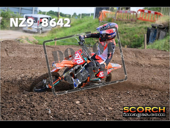 Thur27Jun-005