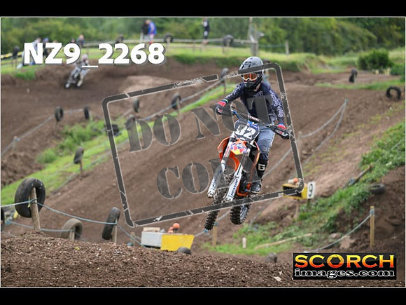 Inters GreenOrange-074