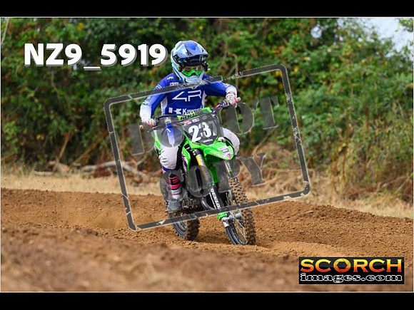 85's-043