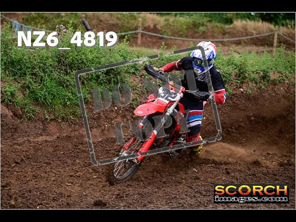 Experts-015