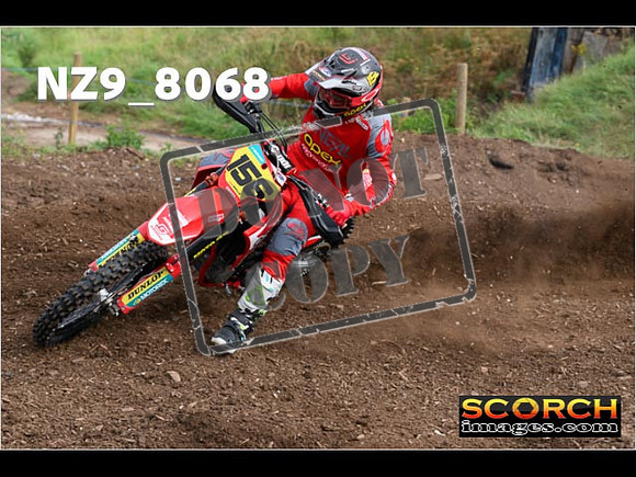 Experts-010